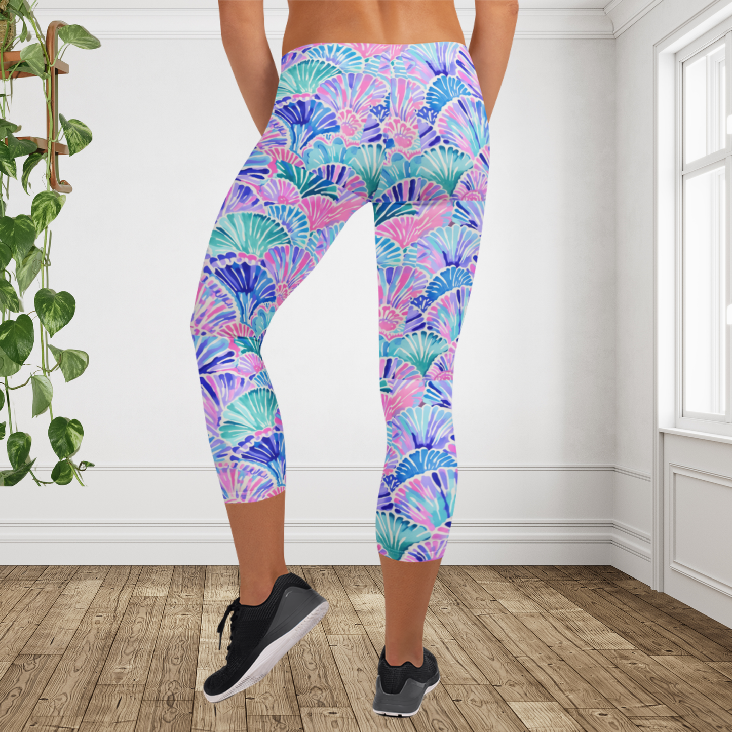 Pastel Seashell Capri Leggings for Women | Coastal Beach Print Cropped Activewear